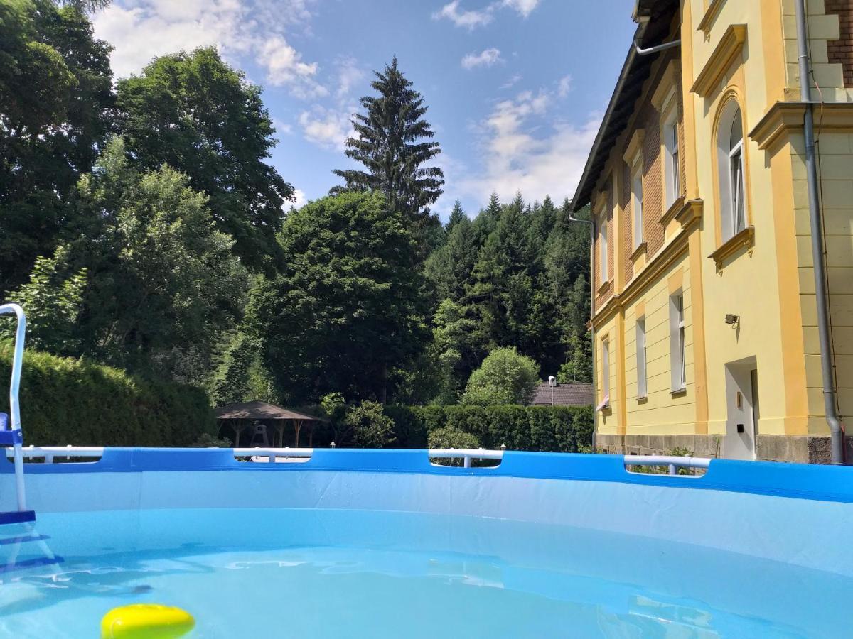 Apartman Kraslice Bagian luar foto